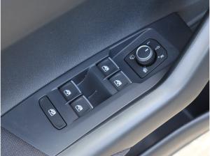 Volkswagen Taigo R-Line 1,5 DSG Pano,AHK,Navi,Kamera Lagerwagen !!!