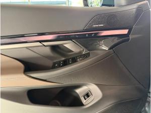 BMW i5 eDrive40 T M-Sport inkl. WARTUNG+Garantie PremiumSelction
