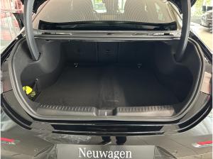 Mercedes-Benz CLA 200 elektrisch  AMG Line+Memory-Paket+ MULTIBEAM LED+360°-Kamera+Panoramadach