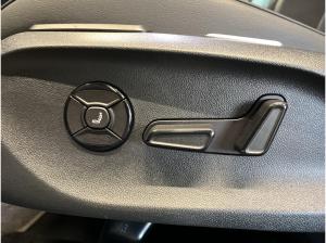 Volkswagen Passat Variant 1.5 eHybrid DSG Business ACC AUT