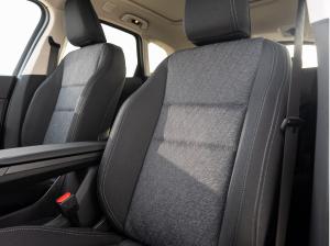 BMW 220 Active Tourer i AHK PANO SpSitze RFK ShadowL