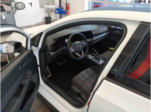 Volkswagen Golf VIII 2.0 TSI DSG GTI*BLACK-SYTLE*IQ.LIGHT*PANO*KAMERA*PDC*NAVI*KLIMA