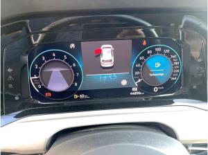 Volkswagen Golf Life 1.5 TSI NAVI R-KAMERA SHZ PDC KlimaA
