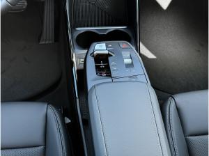 BMW iX1 xDrive30 Rückfahrkamera * Sitzheizung * Sonnenschutzverglasung * Apple Carplay/Android Auto *