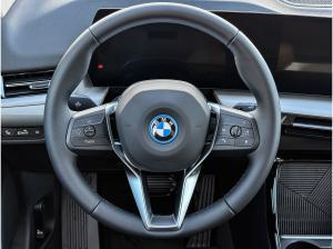 BMW iX1 xDrive30 Rückfahrkamera * Sitzheizung * Sonnenschutzverglasung * Apple Carplay/Android Auto *