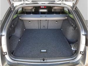 Skoda Octavia Combi 2.0 TDI DSG Sportline AHK HeadUp CANTON 19"