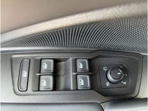 Volkswagen Tiguan 2.0 TDI DSG R-Line ACC Kamera LED Navi