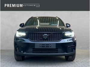 Volvo XC40 Plus Black Edition B3 Mild-Hybrid