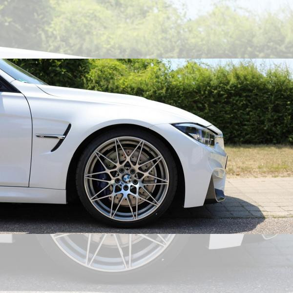 Foto - BMW M3 Competition