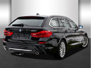 BMW 530 d xDrive Touring Luxury Line DAB Pano Head-Up Driving Ass. Plus Komfort