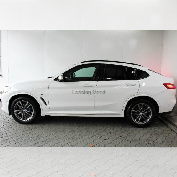 Foto - BMW X4 M40i Innovationsp. Navi Prof. Sport Aut. AHK