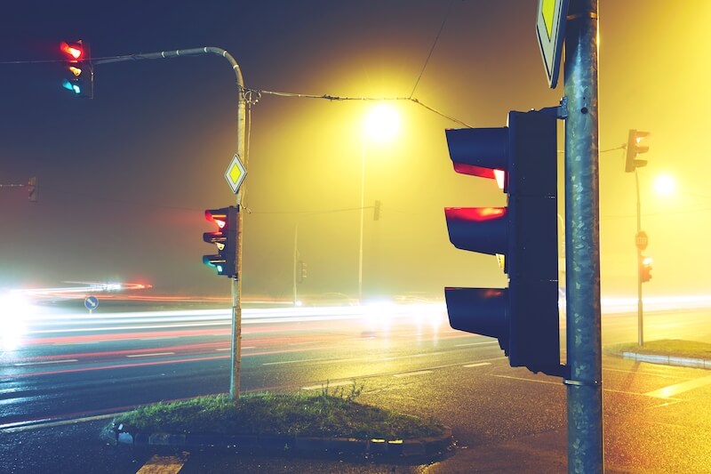 ampeln bei nacht