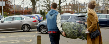 weihnachtsbaum zum auto transportieren