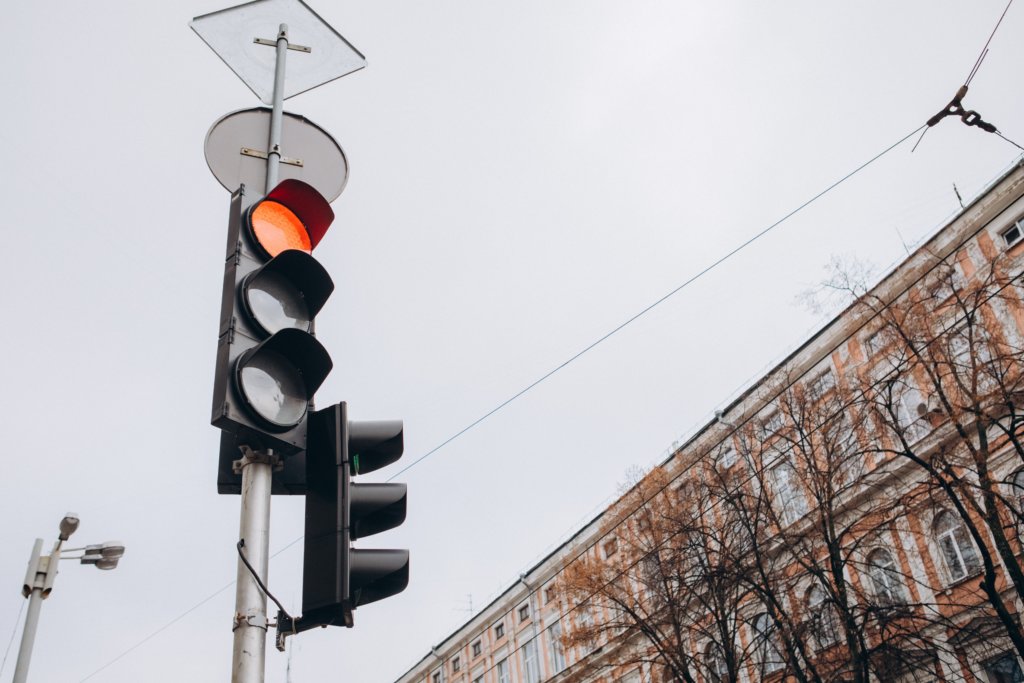 rote ampel strassenverkehr