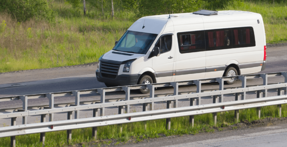 kleinbus fuer neun personen