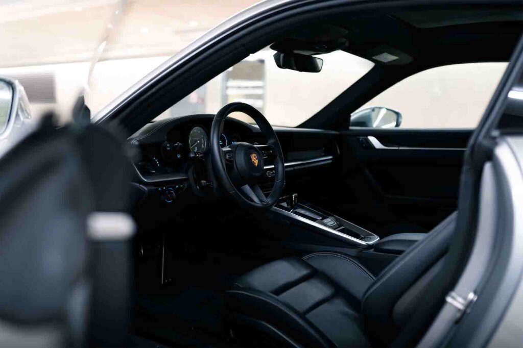 porsche 911 turbo s interieur