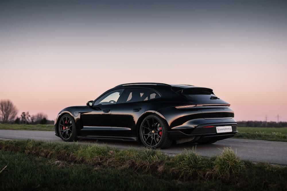 porsche taycan gts sport turismo exterieur